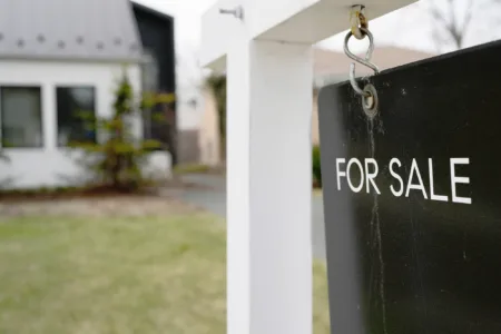Mortgage rates rise; average now back to where it was 4 weeks ago